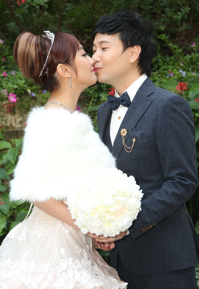 Từ những câu nhắn trên điện thoại, cô vợ cao tay có màn điều tra rồi bắt gian tài tình như thám tử khiến người chồng lạy lục xin tha-2