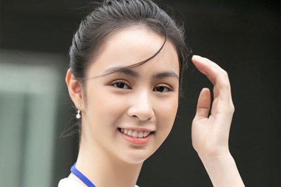 Nhan sắc nổi bật của nữ du học sinh vào chung kết HHVN 2020