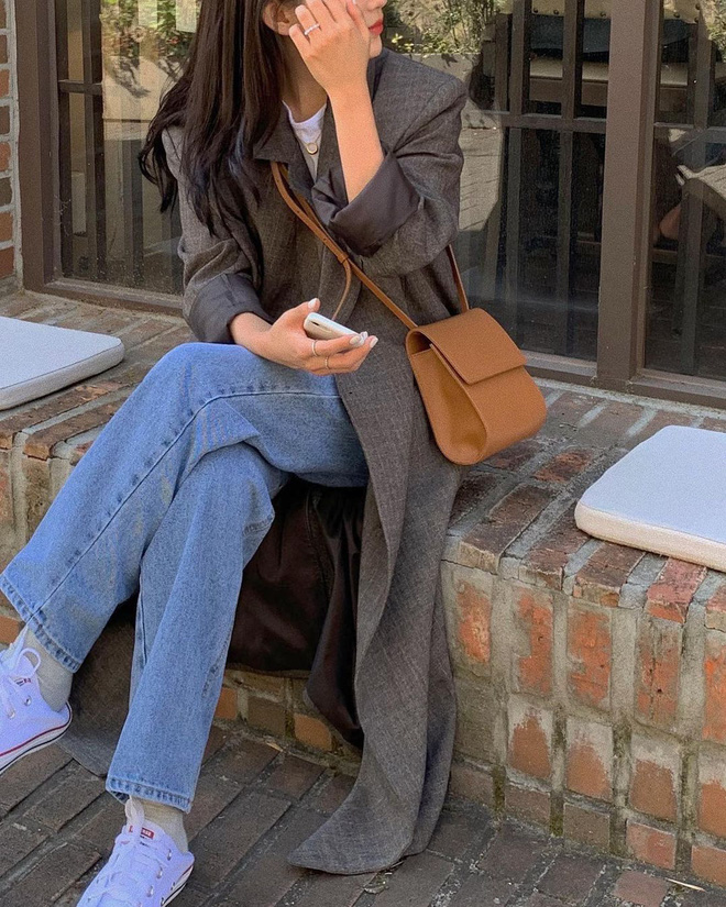 5 công thức lên đồ mùa lạnh xinh ngất ngây mà hội gái Hàn đang thi nhau diện-10