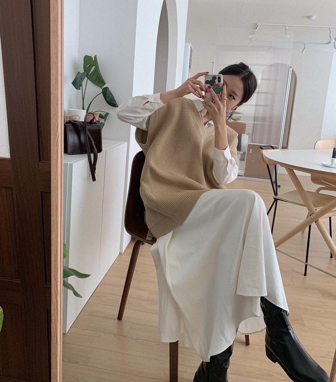 5 công thức lên đồ mùa lạnh xinh ngất ngây mà hội gái Hàn đang thi nhau diện-4