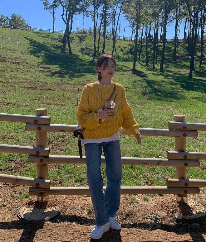 5 công thức lên đồ mùa lạnh xinh ngất ngây mà hội gái Hàn đang thi nhau diện-7