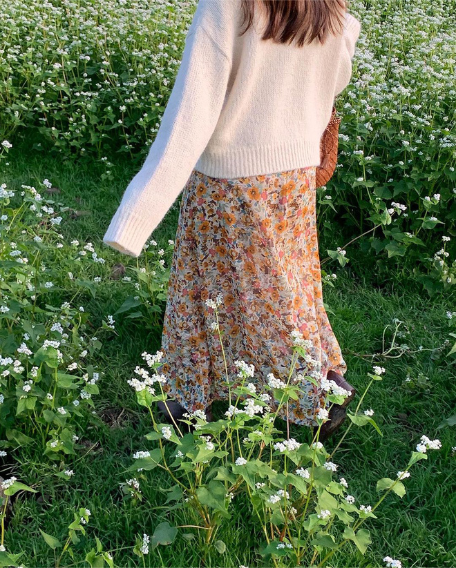 5 công thức lên đồ mùa lạnh xinh ngất ngây mà hội gái Hàn đang thi nhau diện-20