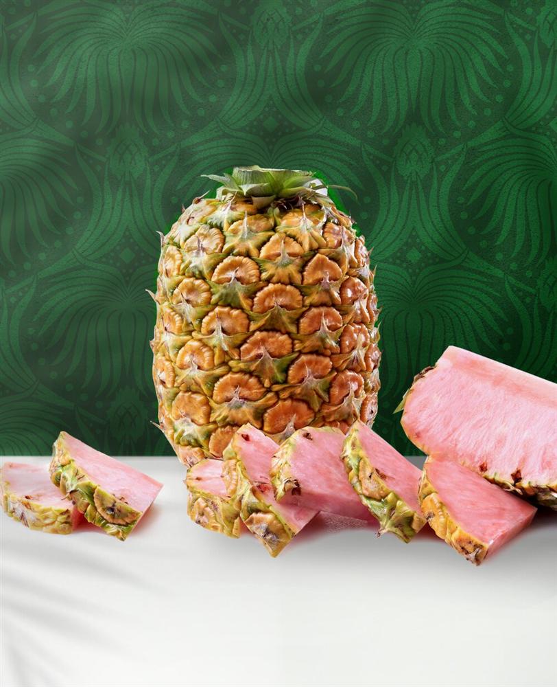 Dứa ruột hồng, thơm như kẹo bông giá cả triệu/quả-3