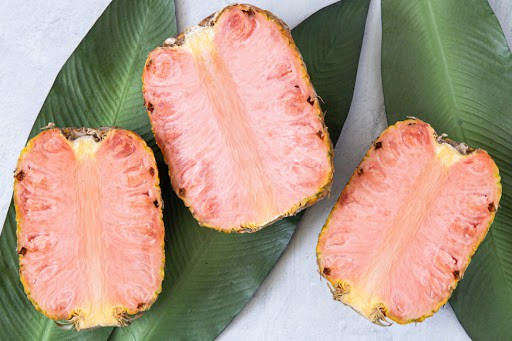 Dứa ruột hồng, thơm như kẹo bông giá cả triệu/quả-7