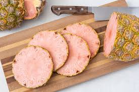 Dứa ruột hồng, thơm như kẹo bông giá cả triệu/quả-9