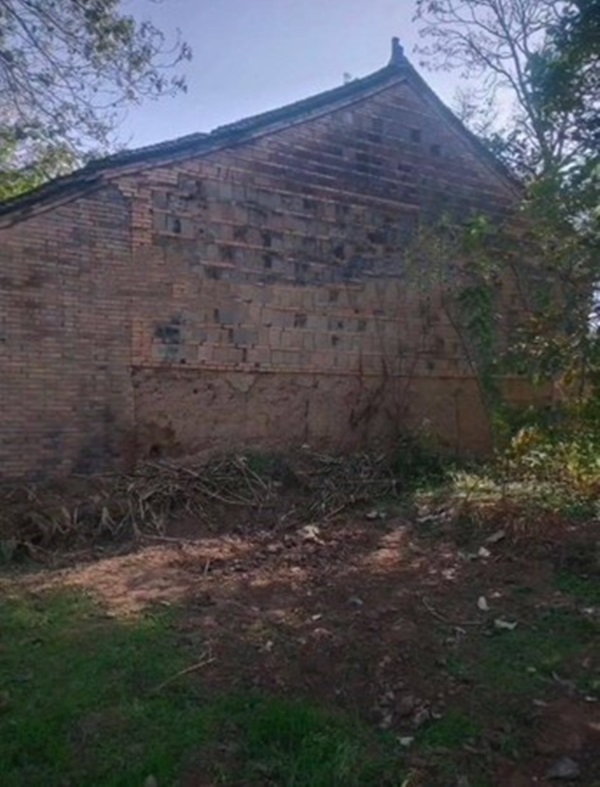 Thiếu niên 15 tuổi bị 6 người vây đánh đến chết rồi chôn xác ở bãi hoang: Nhiều tình tiết gây phẫn nộ, nguyên nhân vụ việc vẫn là ẩn số-2