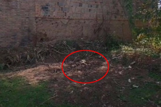 Thiếu niên 15 tuổi bị 6 người vây đánh đến chết rồi chôn xác ở bãi hoang: Nhiều tình tiết gây phẫn nộ, nguyên nhân vụ việc vẫn là ẩn số