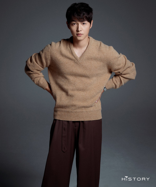 HOT: Hành động đáng ngờ của Song Joong Ki trong ngày lễ độc thân, lại còn viết tâm thư dằn mặt vợ cũ Song Hye Kyo?-4