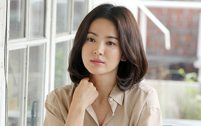 Nhìn bộ sưu tập tóc ngắn của Song Hye Kyo là biết ngay kiểu nào giúp hack tuổi, kiểu nào khiến chị em dừ hẳn đi-3