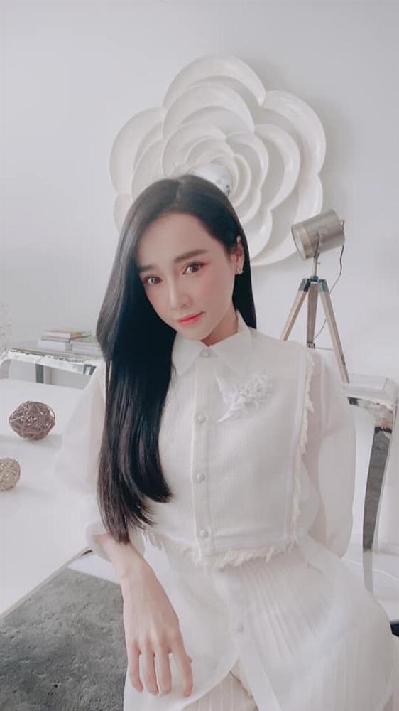 Mỗi lần cắt mái Nhã Phương lại bị dìm nhan sắc không thương tiếc-9