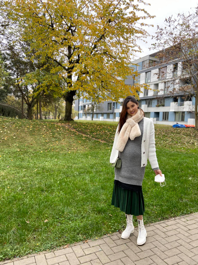 Mạc Hồng Quân vượt đường sá xa xôi sang Séc chờ vợ sinh con, nhan sắc Kỳ Hân tháng cuối thai kỳ khiến ai cũng ngỡ ngàng-3