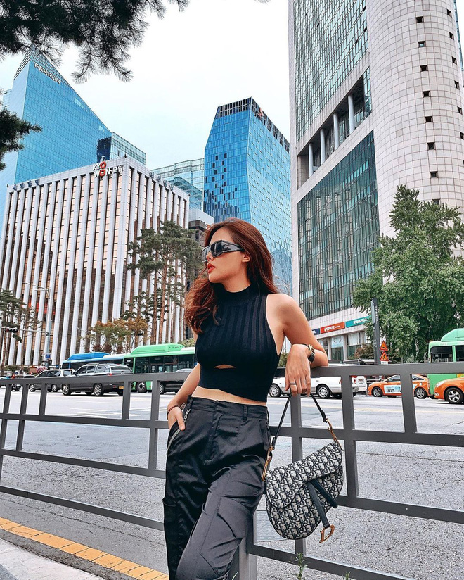 Phanh Lee khi làm dâu nhà giàu: Style chuyển phỏm sang đằm thắm, mất hết nét chiến ngày xưa luôn-8
