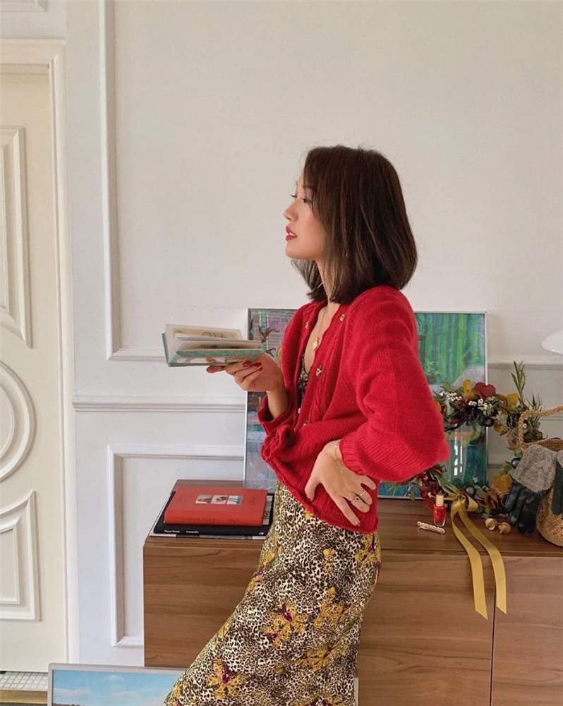 6 cách mix áo len và váy được hội sành mặc chăm áp dụng nhất mùa lạnh-3