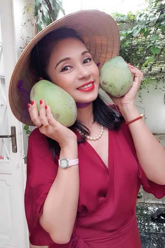 Nhà vườn rộng 2500m2 ngập tràn cây trái của Việt Trinh-11