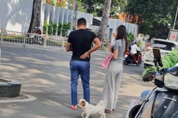 Phía Thủy Tiên và Công Vinh nói rõ thực hư hình ảnh nghi vấn vợ chồng đến làm việc với công an sau drama antifan-4