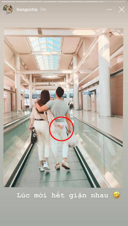 Hồ Ngọc Hà thoải mái đặt bàn tay hư hỏng lên điểm nhạy cảm của Kim Lý giữa nơi công cộng-1