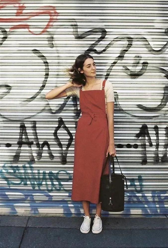 4 kiểu váy mà phụ nữ Pháp yêu thích nhất, diện lên vừa thơ lại vừa sang-12