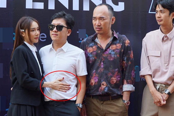 Nhã Phương tiết lộ hình ảnh hiếm hoi của con gái đầu lòng, nhìn cô bé lũn chũn bước đi vô cùng đáng yêu-3