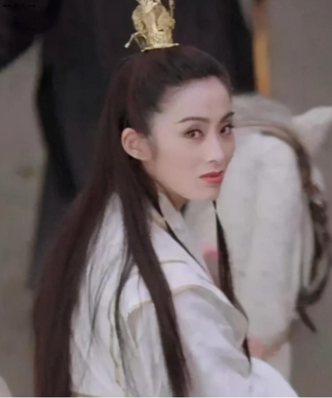 Trước khi gây thất vọng bởi ngoại hình biến dạng, đệ nhất mỹ nhân Hong Kong khiến Châu Tinh Trì điên đảo từng sở hữu nhan sắc đẹp tới nhường này-7