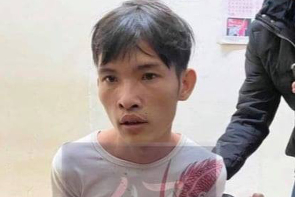 Xe ôm công nghệ tắt ứng dụng, tập trung tới trụ sở Grab phản đối tăng cước phí-8