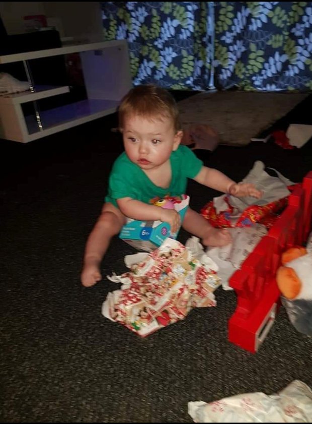 Rời khỏi phòng tắm chỉ trong 3 phút, khi quay lại bà nội kinh hoàng phát hiện cháu gái đã ra đi mãi mãi-2