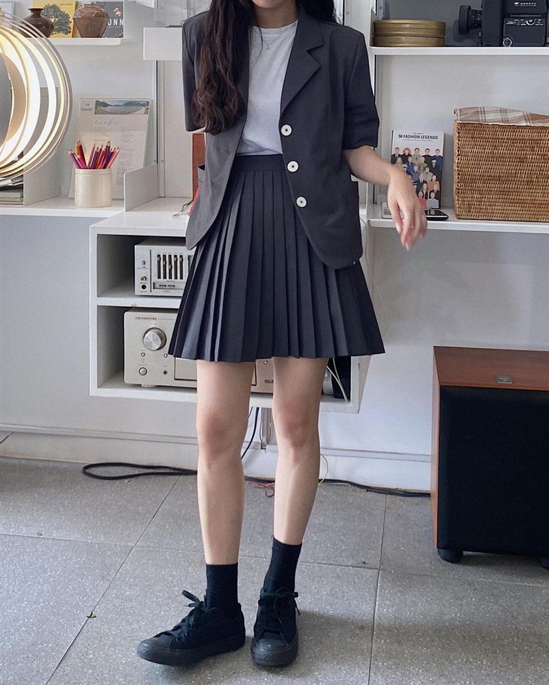 Gái Hàn mặc blazer trông sang chảnh chứ không hề già, các nàng học ngay 10 công thức để có set đồ trendy không cần hỏi-9