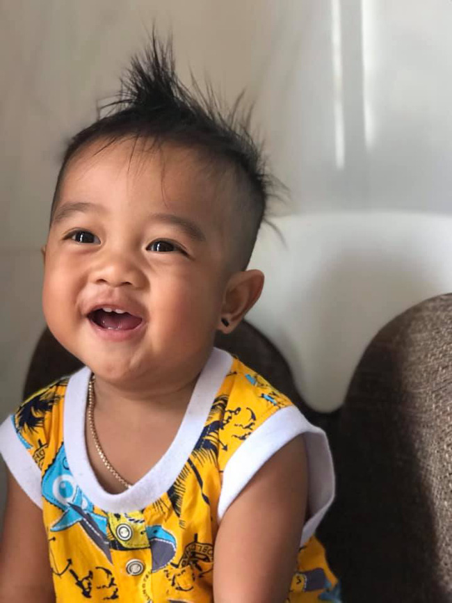 Bất chấp lời gièm pha, đôi vợ xinh như tiên, chồng xấu như cú” vẫn về chung một nhà, nhìn hình ảnh con trai của họ ai cũng phải ngạc nhiên-14