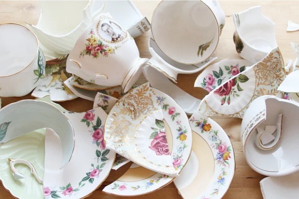 5 thứ dù cũ hỏng cũng không được tùy tiện vứt vào thùng rác kẻo Thần Tài phật ý, cả nhà mất lộc-1