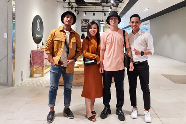 Văn Toàn nói về thiệp cưới và hôn lễ bảo mật mức cao nhất của Công Phượng: Đám cưới của người giàu nên mới thế”-4