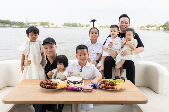 Đỗ Mạnh Cường chơi lớn, mừng sinh nhật của con trai trên du thuyền-2