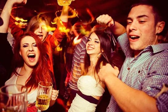 3 lý do chính khiến ngày càng nhiều người trẻ mắc ung thư