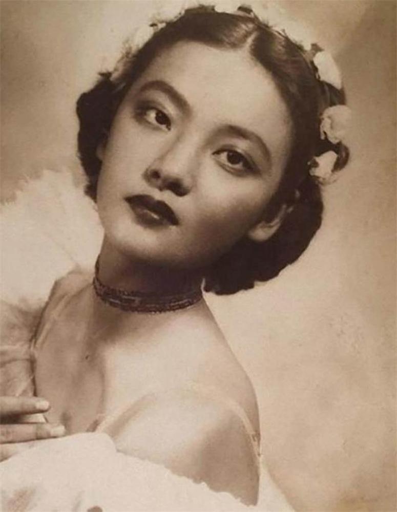 Bị nhà chồng vứt bỏ, người phụ nữ xinh đẹp bước chân vào chốn làng chơi”, trong 4 năm ngủ” với 3000 đàn ông, trước khi tự vẫn viết ra một nguyện vọng chấn động-2