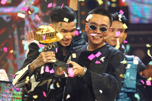 GDucky bật khóc, biểu cảm làm rộ nghi vấn phẫn nộ khi Dế Choắt giành ngôi Quán quân Rap Việt?-7