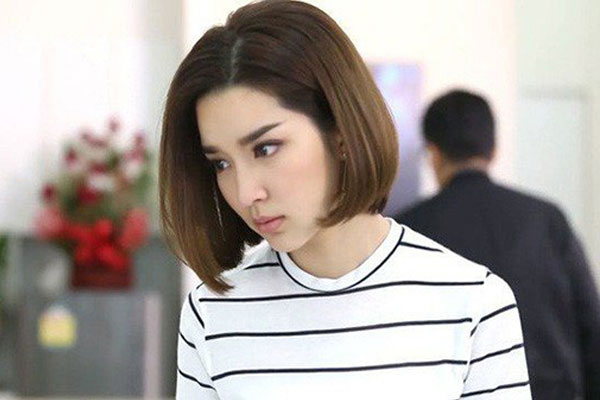 Đến thăm chồng cũ, tôi giật mình trước tình cảnh của anh, càng choáng váng khi thấy vật anh cầm trên tay-1