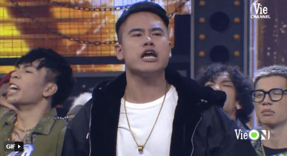 GDucky bật khóc, biểu cảm làm rộ nghi vấn phẫn nộ khi Dế Choắt giành ngôi Quán quân Rap Việt?-4