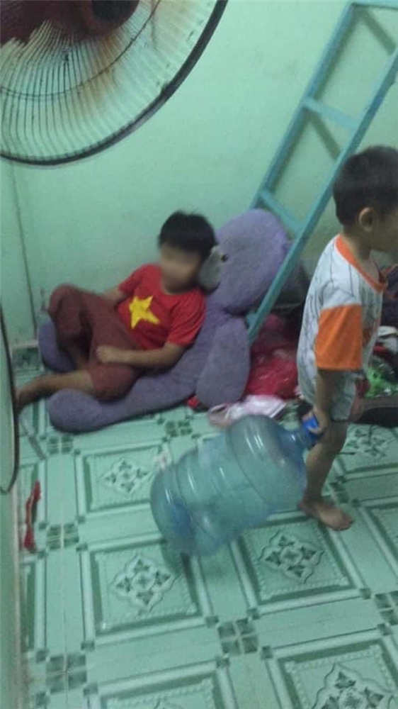 Thực hư thông tin 2 đứa trẻ bị chủ trọ vứt đồ, đuổi ra khỏi nhà khi cha đi vắng ở Sài Gòn-2