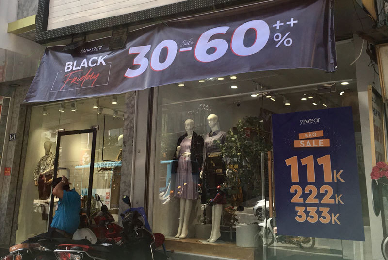 Chưa đến Black Friday đã bão giảm giá, quần áo giá 2.000 đồng-7