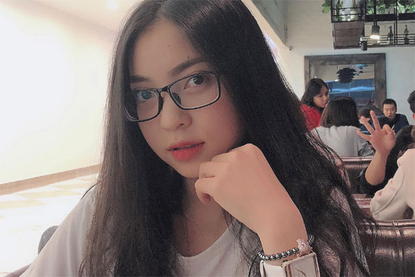 Quang Hải rạng rỡ sau scandal bị cắm sừng, đã cùng đồng đội ở Phú Quốc ăn cưới Công Phượng-5