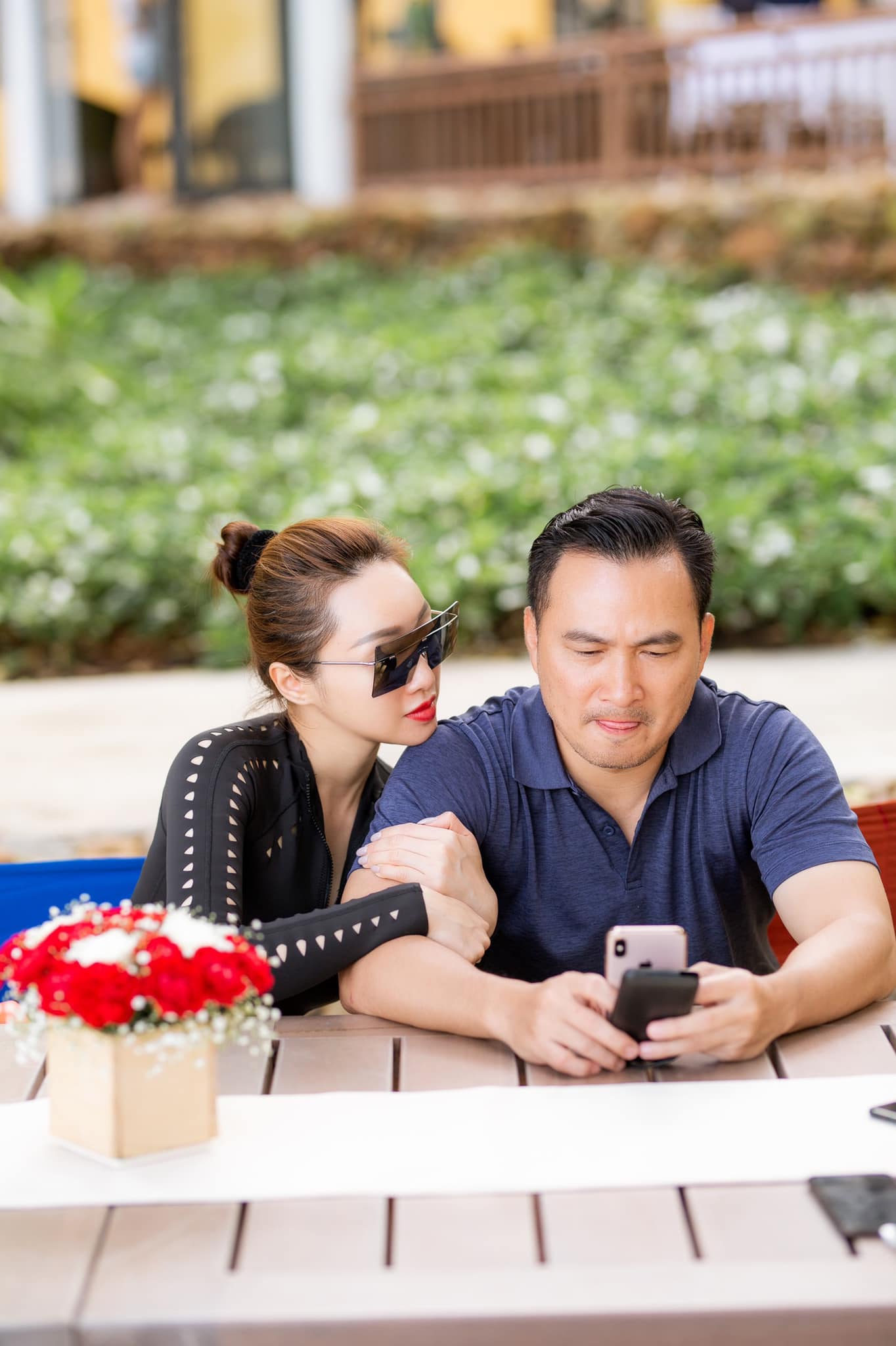 Chi Bảo gọi bạn gái kém 16 tuổi là vợ, khẳng định ai gây ra lỗi lầm thì bản thân phải chịu trách nhiệm-1