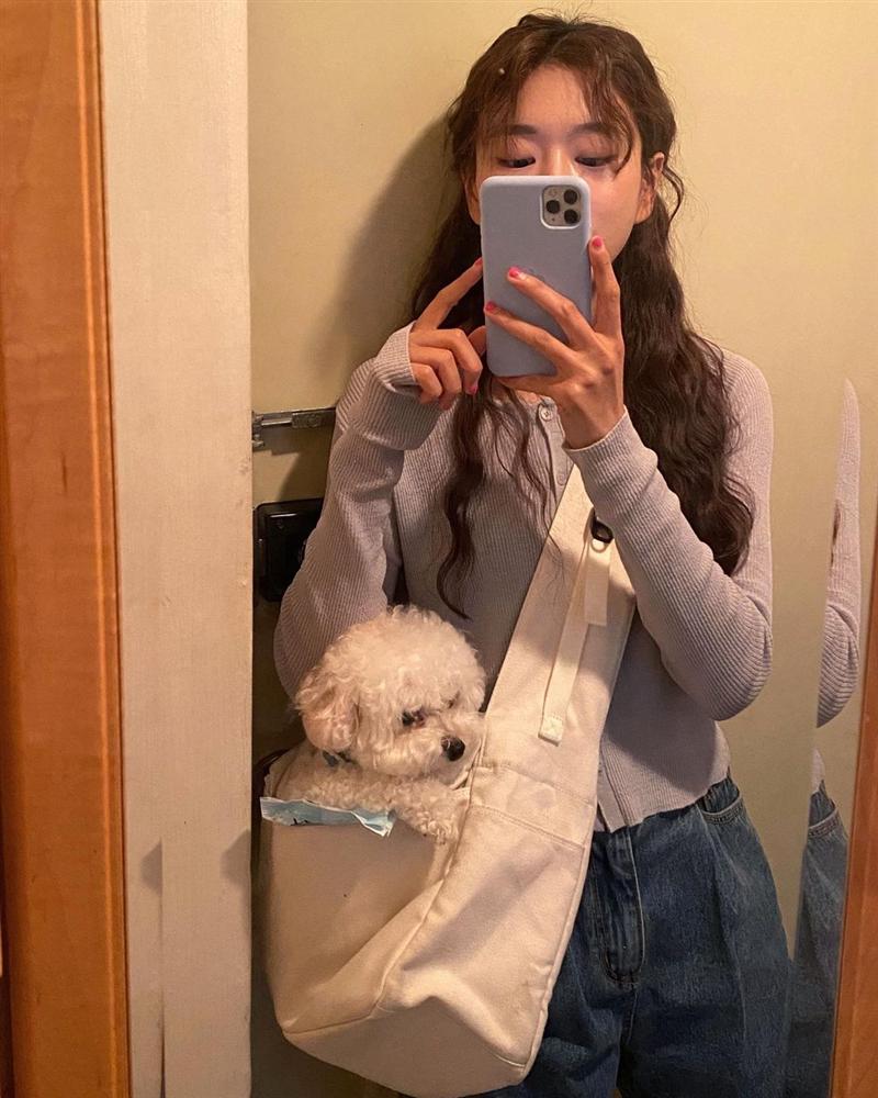 Tóc xoăn có đến 5 cách tạo kiểu xinh lịm tim, biết hết rồi bạn sẽ chẳng muốn ép tóc thẳng làm gì nữa!-5