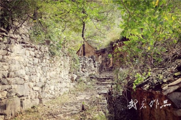 Ngôi làng ma ám đáng sợ nhất Trung Quốc: Không ai đủ can đảm quay lại lần thứ 2 và bí ẩn về chiếc ghế Thái sư bị dính lời nguyền-4