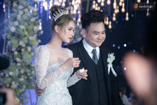 Vợ streamer giàu nhất Việt Nam đáp trả khi bị antifan chọc ngoáy: Đám cưới làm lố thì sớm chia tay-1