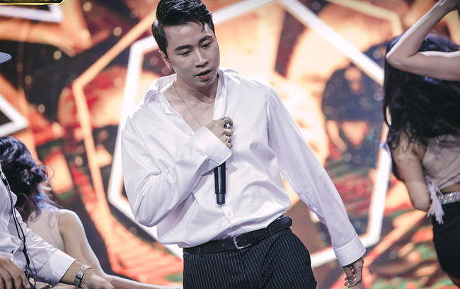 Rap Việt: Không giúp G.Ducky chiến thắng, Karik bị anh em chiến hữu hạ bệ thua Wowy, cãi nhau cực căng khiến khán giả nóng mặt-1