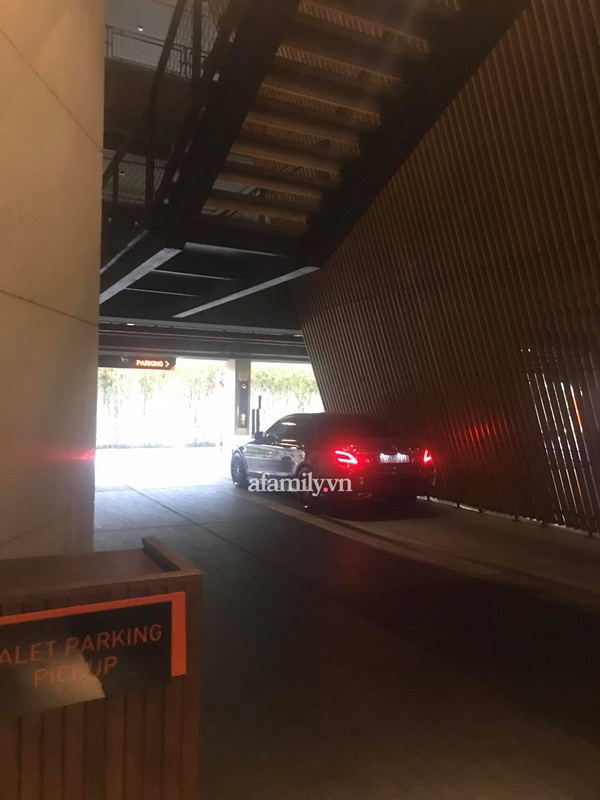 HOT: Công Phượng, Viên Minh đã đến khách sạn nhưng giữ kín hình ảnh tuyệt đối bằng lối đi riêng, bố mẹ chú rể tiết lộ bất ngờ về nàng dâu mới-3