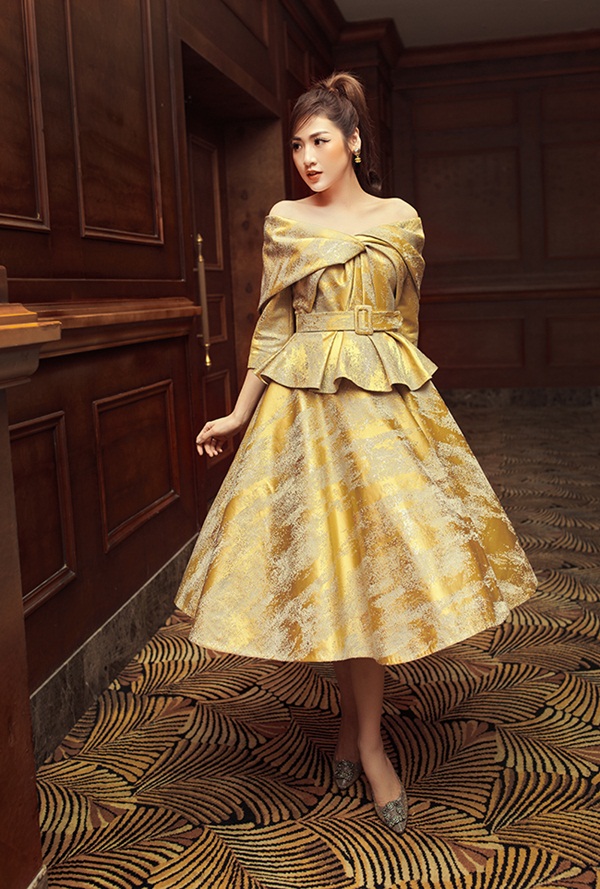 Á hậu Tú Anh trải lòng trước đêm Chung kết HHVN 2020: Từng bị đồn là cháu gái Trưởng BTC, thấy buồn khi mọi người nghĩ Hoa hậu, Á hậu là vô tích sự-4