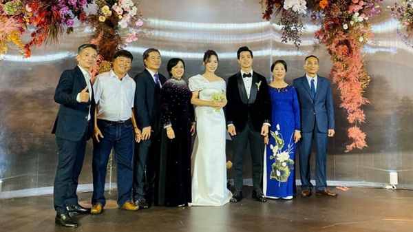 Dàn sao tuyển Việt Nam rạng ngời đến dự đám cưới Công Phượng - Viên Minh-7