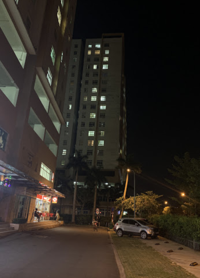 Vụ nữ luật sư rơi từ tầng 18 chung cư xuống đất tử vong ở TP.HCM: Trầm cảm nên nhảy lầu tự tử?-1