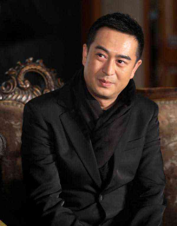 Mỹ nhân tai tiếng bậc nhất Cbiz Tôn Y: Từ đổi tình lấy vai diễn, cắm sừng mỹ nam Sở Kiều Truyện cho tới nghi vấn cặp kè với người đáng tuổi cha-7