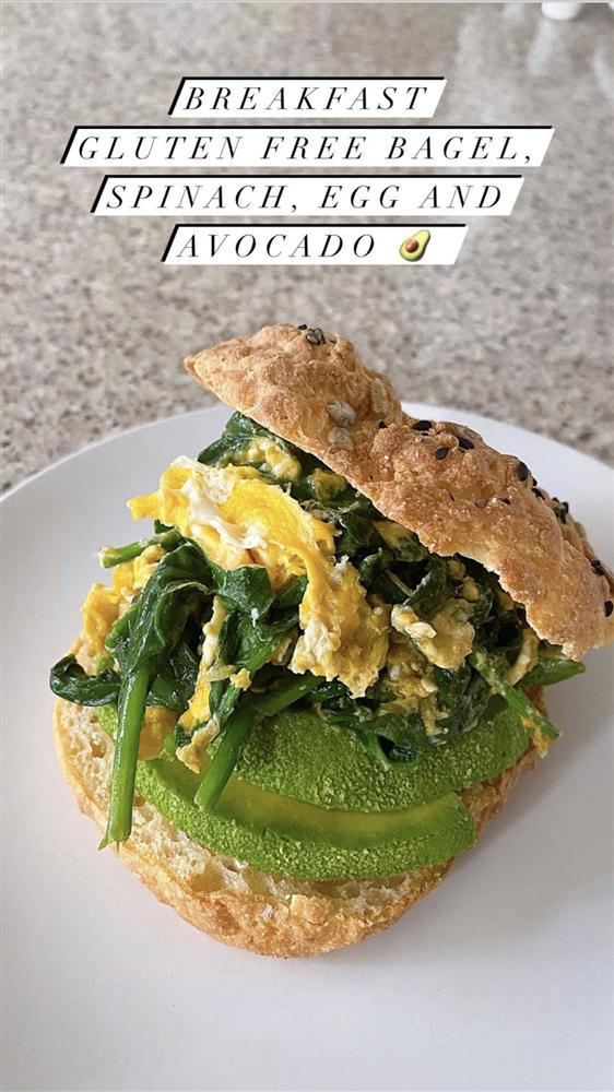 Tăng Thanh Hà đã U35 những vẫn thon gọn, tràn đầy sức sống: Bí quyết chính là 5 món rau dân dã nhưng cực kỳ có lợi cho sức khỏe và sắc đẹp này-4