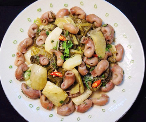 6 món với dưa chua thơm ngon cực hợp ngày mưa lạnh-5